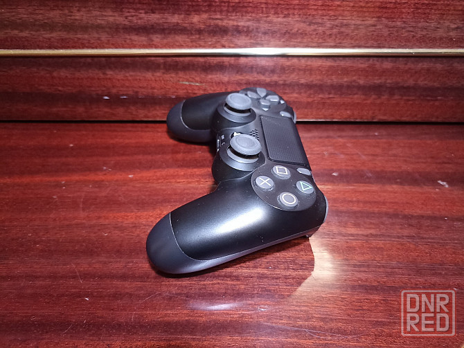 Sony PlayStation 4 Pro 1ТБ Макеевка - изображение 3