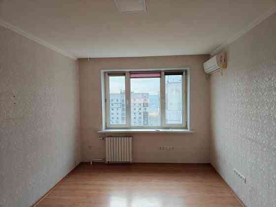 Продам 3-х комнатную квартиру на м-не Широкий. Донецк