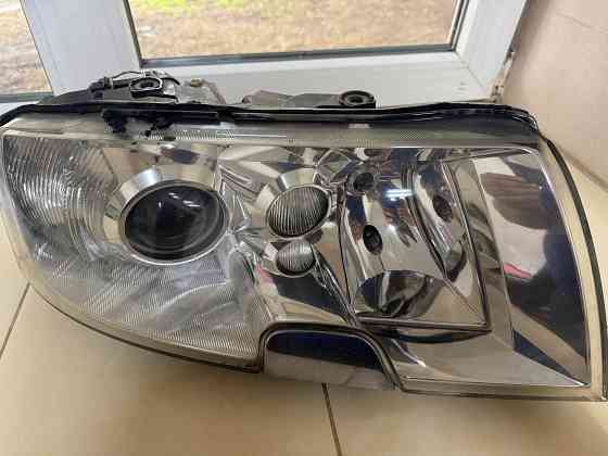 Фары передние . Шкода Суперб 2005г. Ксенон Донецк