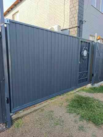 Автоматические откатные ворота с калиткой под ключ Донецк