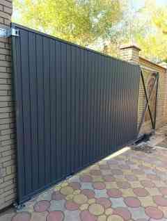 Автоматические откатные ворота с калиткой под ключ Донецк