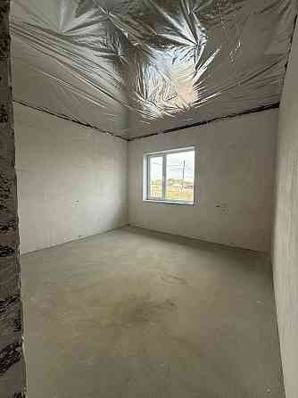 Продается дом с просторным участком и террасой Мариуполь