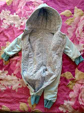 Продаю Комбинезоны и куртку,идеальное состояние 92 размер Донецк