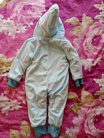 Продаю Комбинезоны и куртку,идеальное состояние 92 размер Донецк