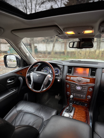 Продам Infiniti qx80 Донецк