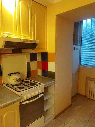 Сдам 2 х ком. квартиру 2/9. Ворошиловский район. Челюскинцев. Донецк