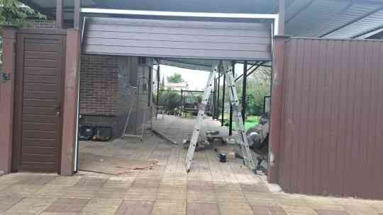 Секционные гаражные ворота Донецк