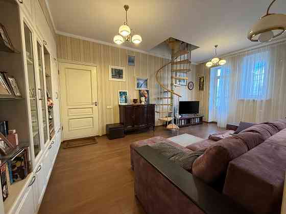 Продажа Квартиры в 2 уровня в Лучшей Локации Калининского рн.,рядом новый Парк Гулливер!Документы Рф Донецк