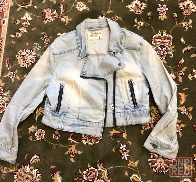 Женская джинсовая куртка terranova Макеевка - изображение 1