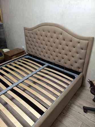 Кровать в каретной стяжке Донецк