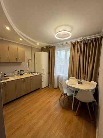 Посуточно 1-комнатная Макеевка Зеленый Макеевка