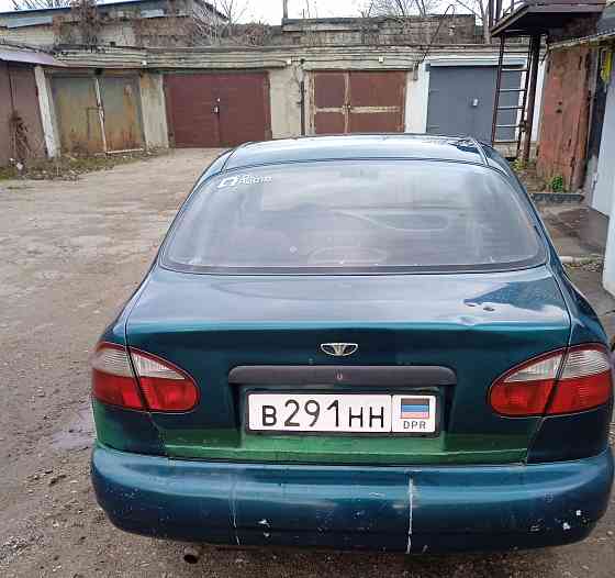 Део сенс машина на полном ходу Донецк