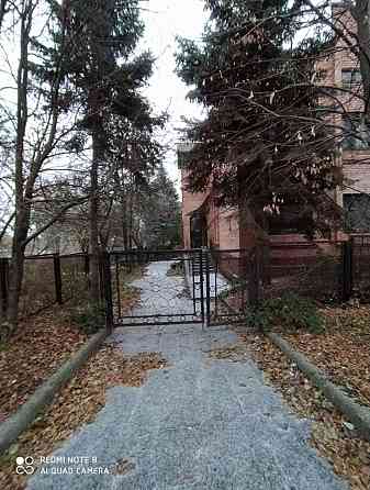 3-х этажного дома 300 м,кв , Ленинский р-н Донецк