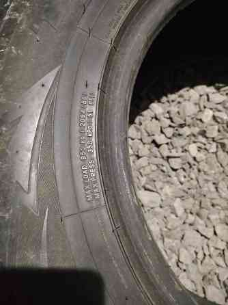 Шина тоя 2шт. Донецк