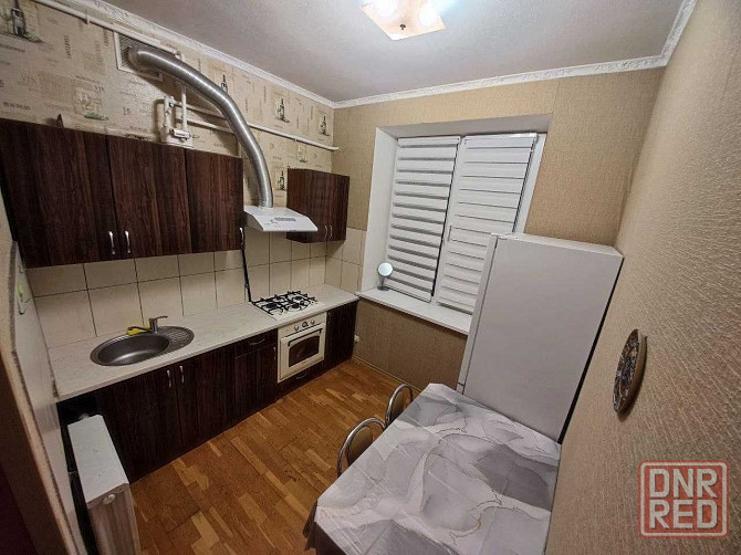 Сдам 2-комнатную квартиру в Буденовском районе, Майский рынок. Донецк - изображение 3