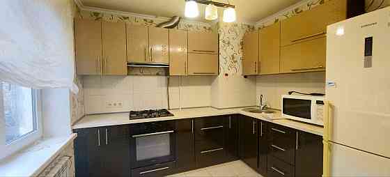 продам 3х комн. квартиру в центре города Донецк