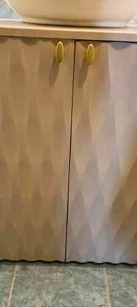 Продам накладную раковину с тумбой Макеевка