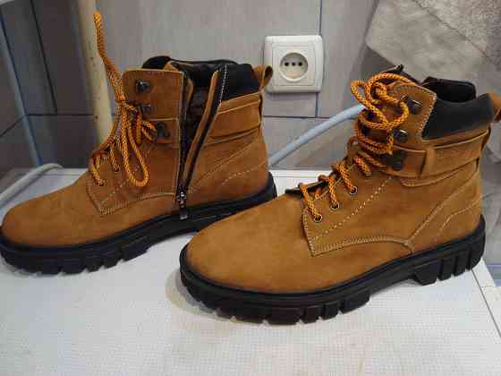 Продам мужские зимние кожаные ботинкр Донецк