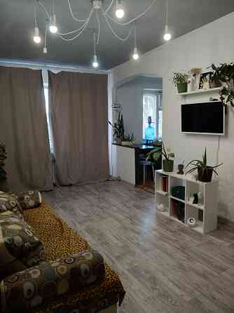 Срочно продам 3-х комнатную квартиру на площади Буденного Донецк