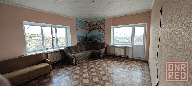 Продам 3-комнатную квартиру в г. Харцызске, район 5-й школы Харцызск - изображение 2