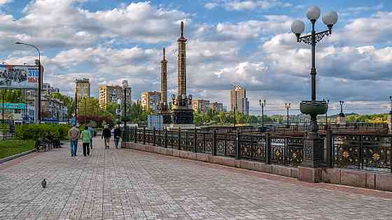 APEHДA:торговая точка на Набережной Донецк