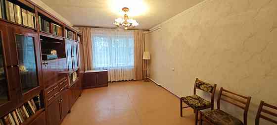 Продам 3-комнатную квартиру в Харцызске, низ Черёмушек Харцызск