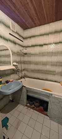 Продам 3-комнатную квартиру в Харцызске, низ Черёмушек Харцызск