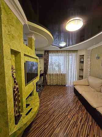 Продам Шикарную 3-х комнатную квартиру, Гвардейка центр, ориентир 5-я больница. Макеевка