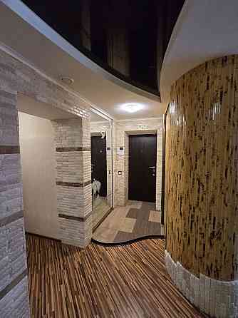 Продам Шикарную 3-х комнатную квартиру, Гвардейка центр, ориентир 5-я больница. Макеевка