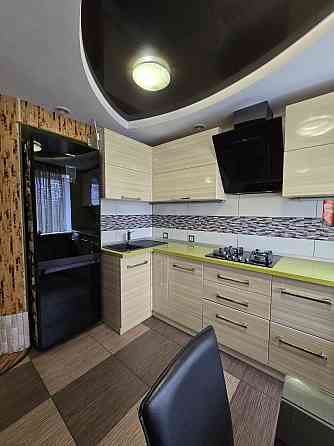 Продам Шикарную 3-х комнатную квартиру, Гвардейка центр, ориентир 5-я больница. Макеевка