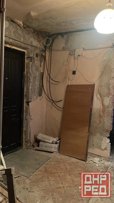 Продам 4-х комнатную квартиру 5-й этаж 5-ти этажного дома Зугрэс - изображение 4