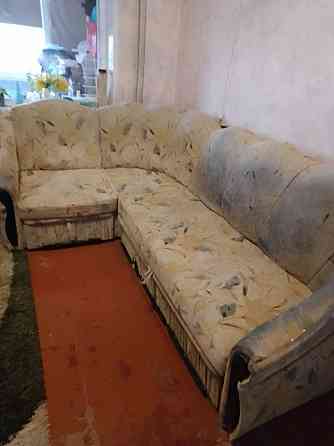 Отдам диван и ванну Макеевка