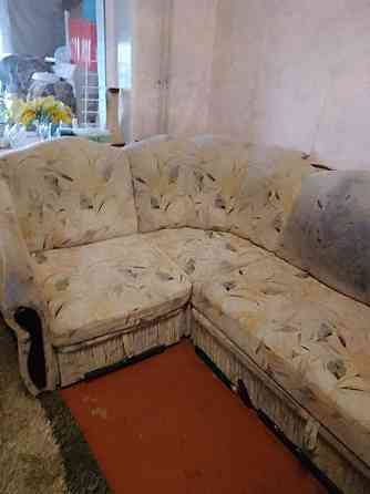 Отдам диван и ванну Макеевка