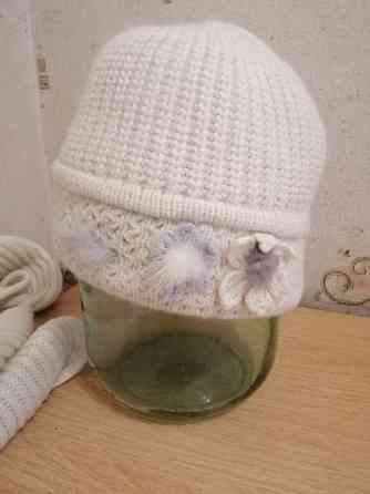 Продам комплект шапка с шарфом Донецк