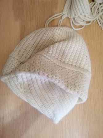 Продам комплект шапка с шарфом Донецк