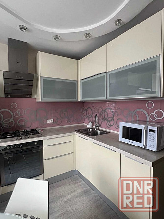 Сдам 1-комнатную квартиру в Ворошиловском районе, Донбасс Арена. Донецк - изображение 4