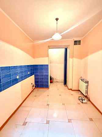 Продажа фасадного помещения. Мкр. Зелёный Макеевка