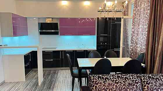 Продажа крупногабаритной квартиры в Ворошиловском районе, пр.Маяковского, жк "Диск" Донецк