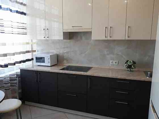 Сдается однокомнатная квартира в Ворошиловском р-не, Челюскинцев 123 Донецк