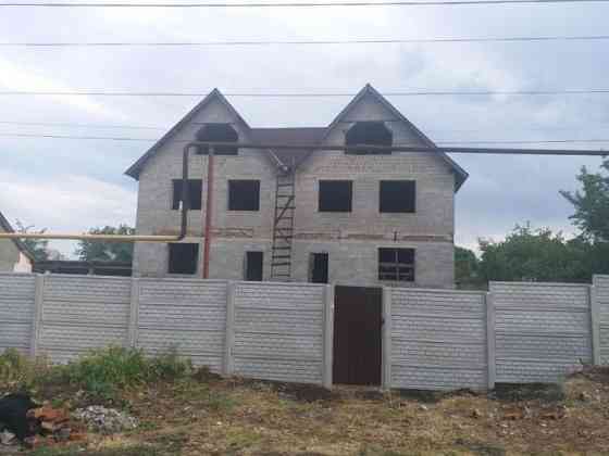 3-х этажный дом 600 м,кв под ремонт, Куйбышевский р-н Донецк