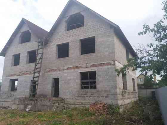 3-х этажный дом 600 м,кв под ремонт, Куйбышевский р-н Донецк