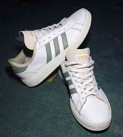 Мужские кроссовки Adidas Донецк