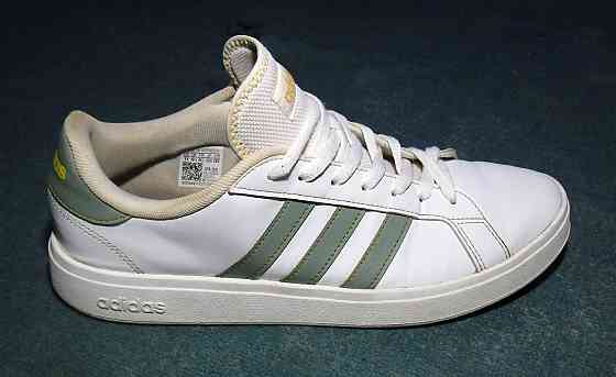 Мужские кроссовки Adidas Донецк