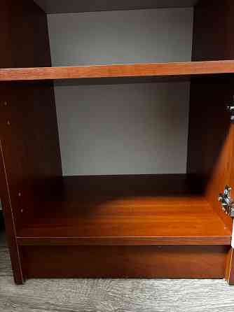 Продам комплект прикроватных тумбочек Донецк