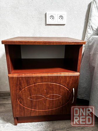 Продам комплект прикроватных тумбочек Донецк - изображение 1