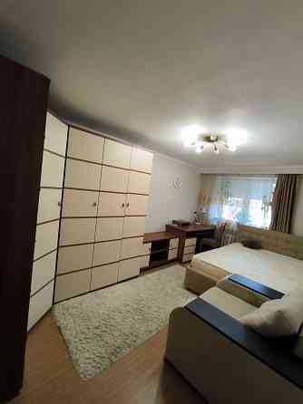 Двухуровневая, крупногабаритная квартира. Калининский р-н Донецк