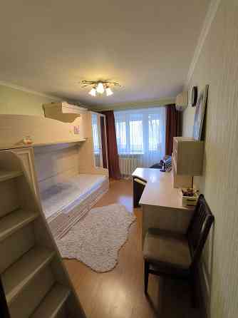 Двухуровневая, крупногабаритная квартира. Калининский р-н Донецк