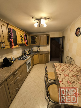 Двухуровневая, крупногабаритная квартира. Калининский р-н Донецк - изображение 1