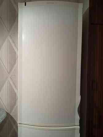 Продам холодильник Vestfrosr б/у Донецк