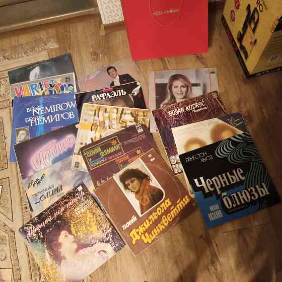 Виниловые поастинки Донецк